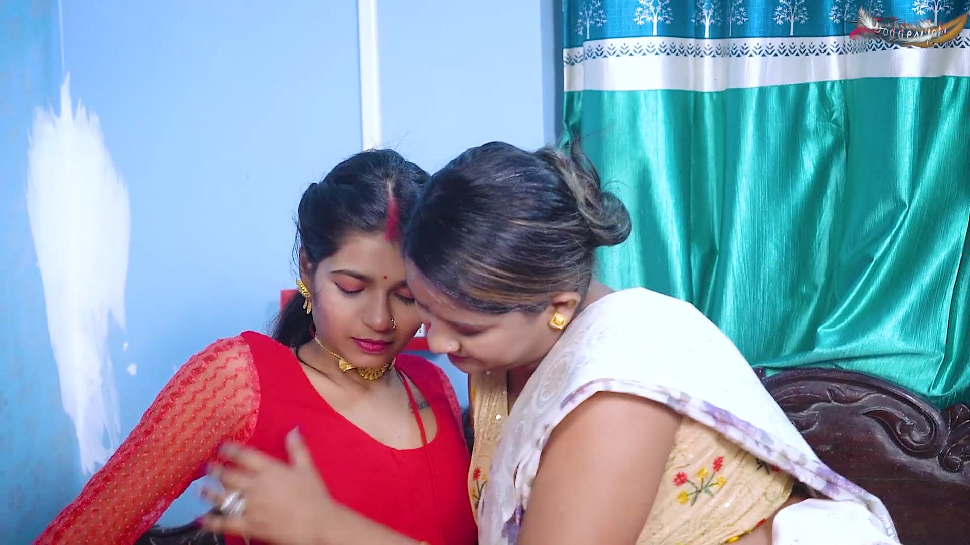 Groom Catches His Wife and Daughter-in-law Fucking Alone in the House screenshot 3