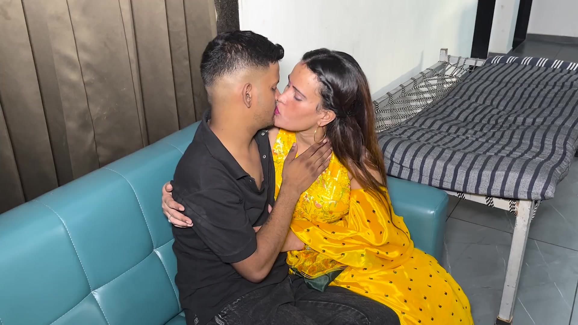 The Brother-in-law Was a Virgin So He Asked His Sister-in-law for Help and She Taught Him How to Fuck