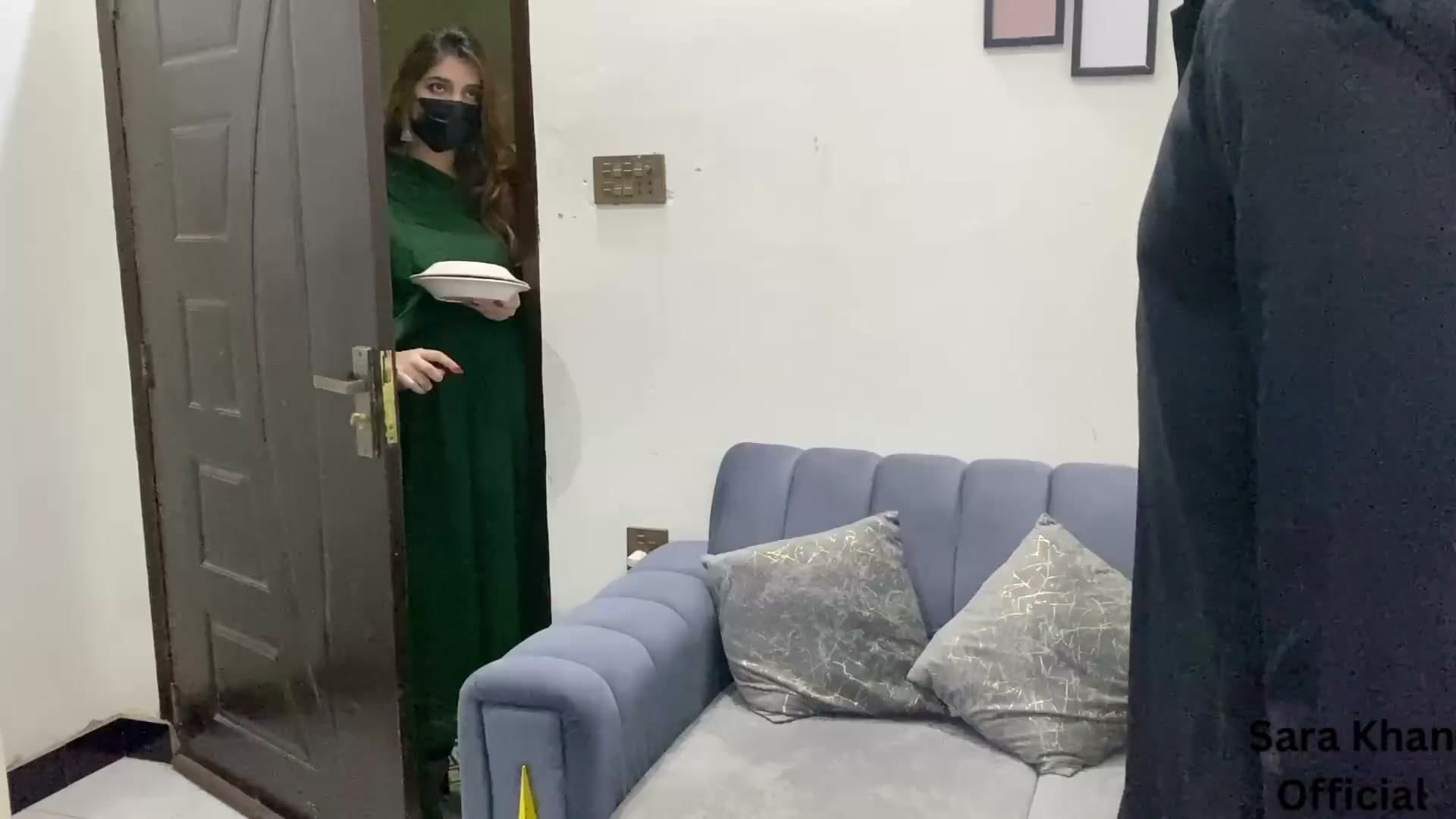 Big Ass Big Tit Pakistani Neighbor Gets Fucked Hard screenshot 2