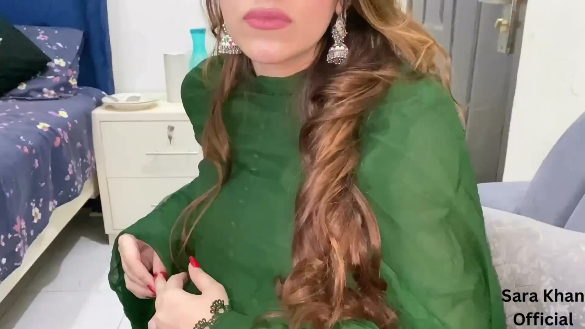 Big Ass Big Tit Pakistani Neighbor Gets Fucked Hard screenshot 3