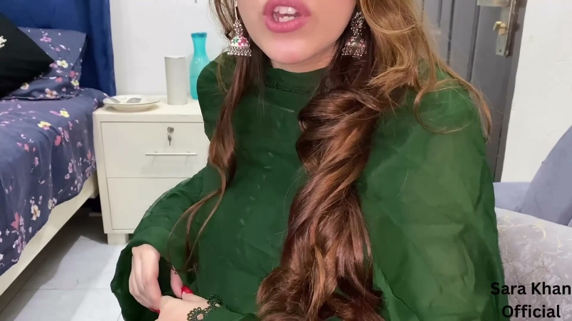 Big Ass Big Tit Pakistani Neighbor Gets Fucked Hard screenshot 4