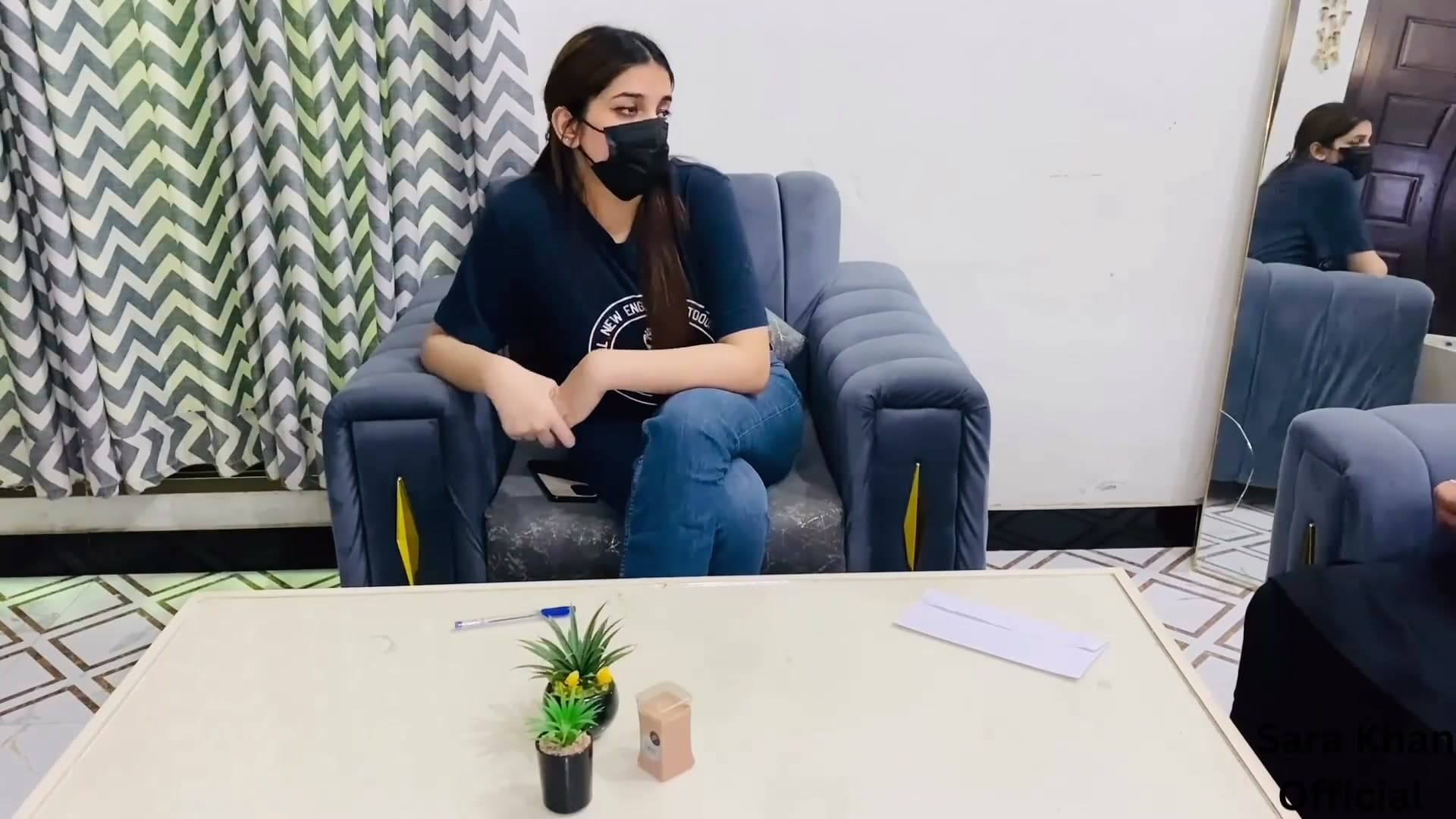 Big Ass Boss Fucks Her Office Employee After Threatening to Fire Him screenshot 6