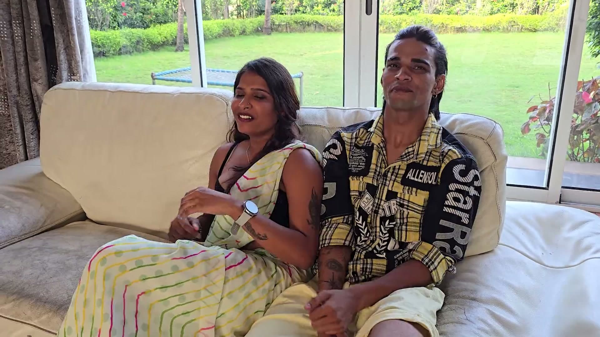 Desi Indian Real Fucking on Open Road and Jungle Outdoor screenshot 2