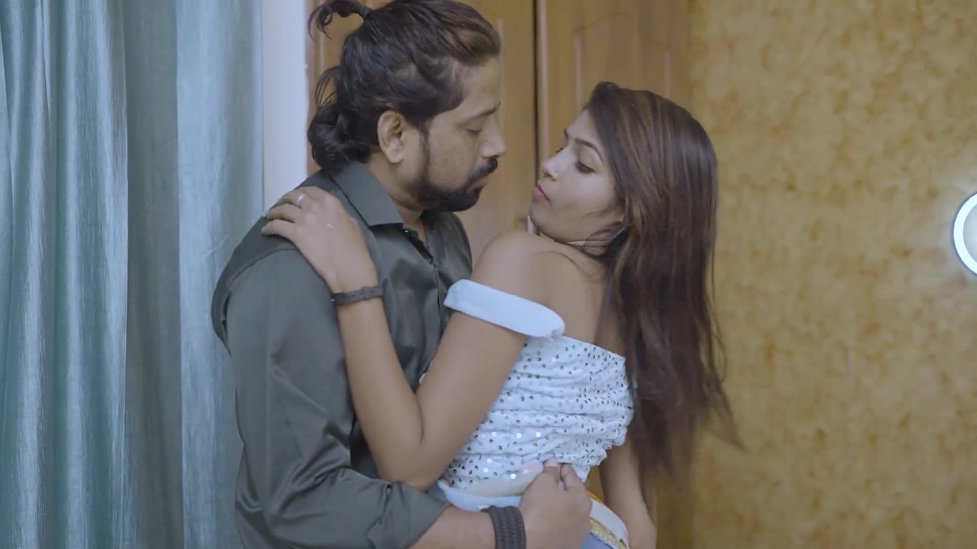 The Young and Beautiful Daughter-in-law Was Alone at Home When Her Father-in-law Entered Her Room and Started Fucking Her