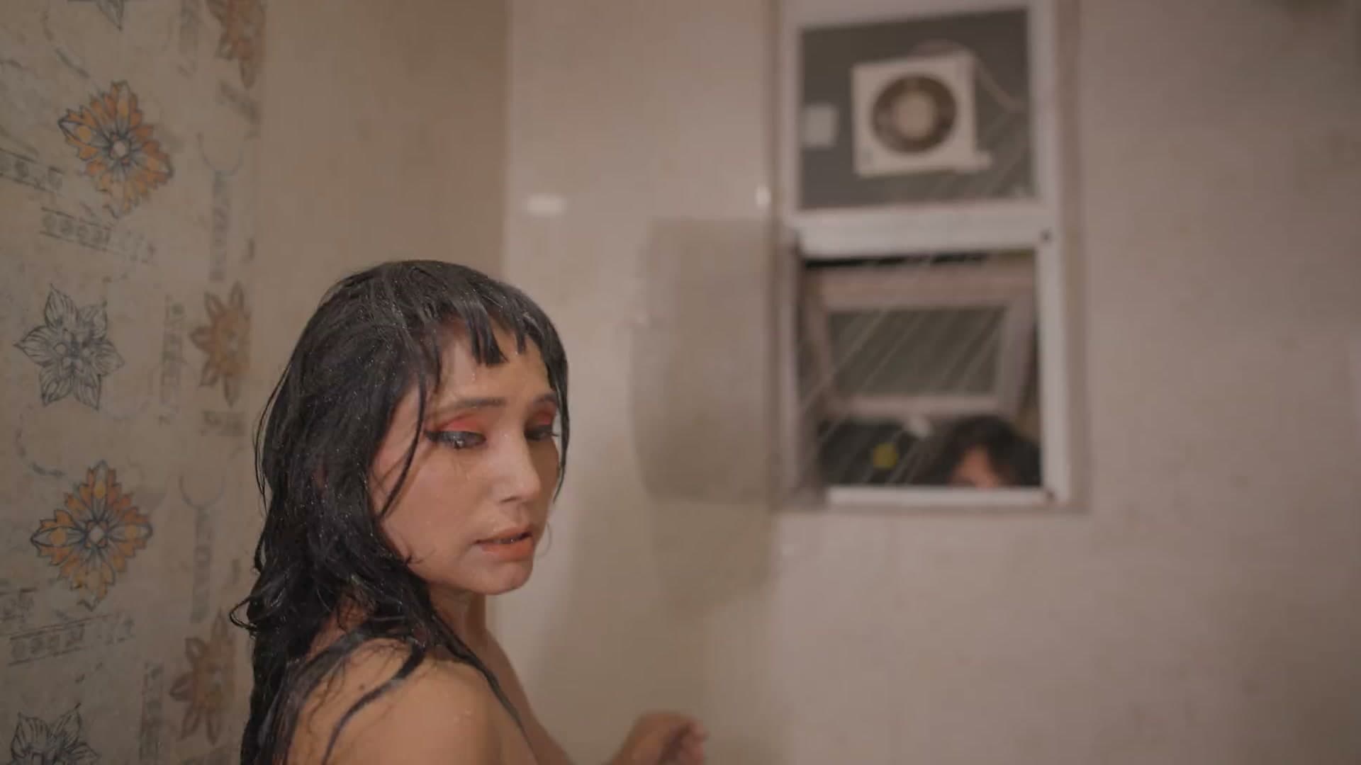 I Went to Neighbor's House, Stepsister Was Taking a Bath screenshot 9