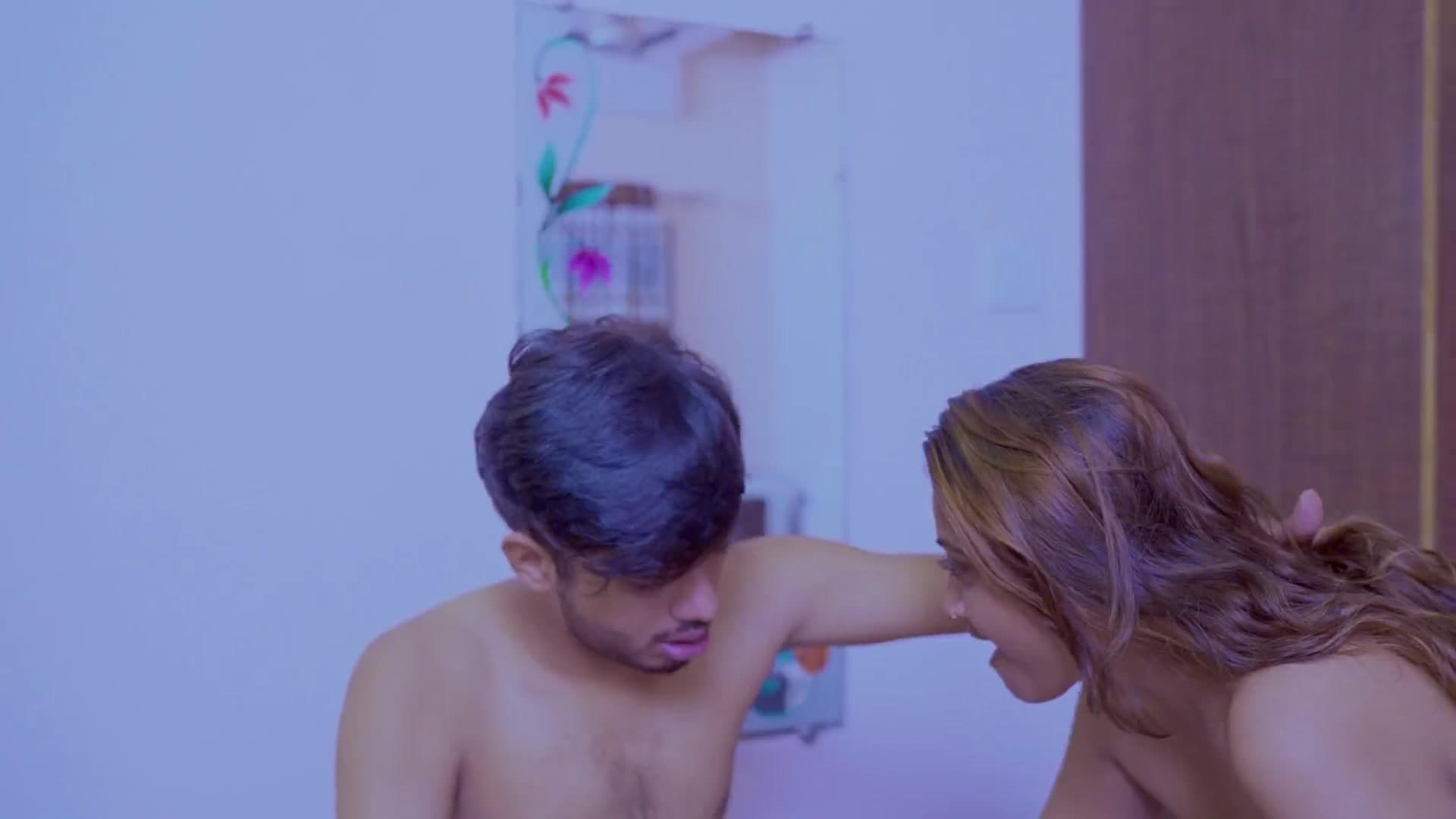 Indian Horny Bhabhi Craving Hardcore Sex with Devar screenshot 3