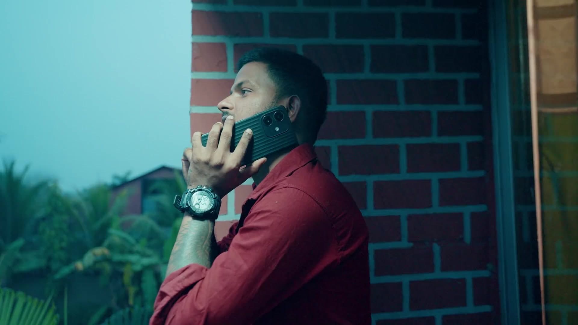 Indian Desi Horny Wife Secretly Fucked by Her Husband's Friend screenshot 2