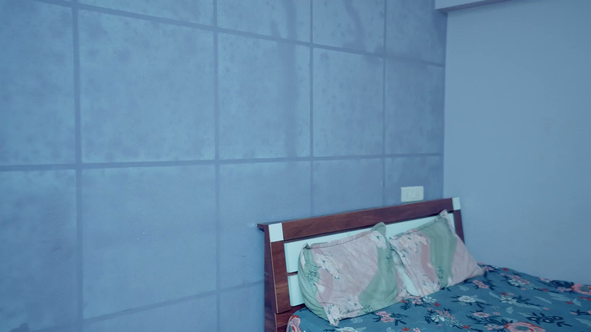 Indian Horny Girlfriend Begs Her Boyfriend for Rough Sex screenshot 3