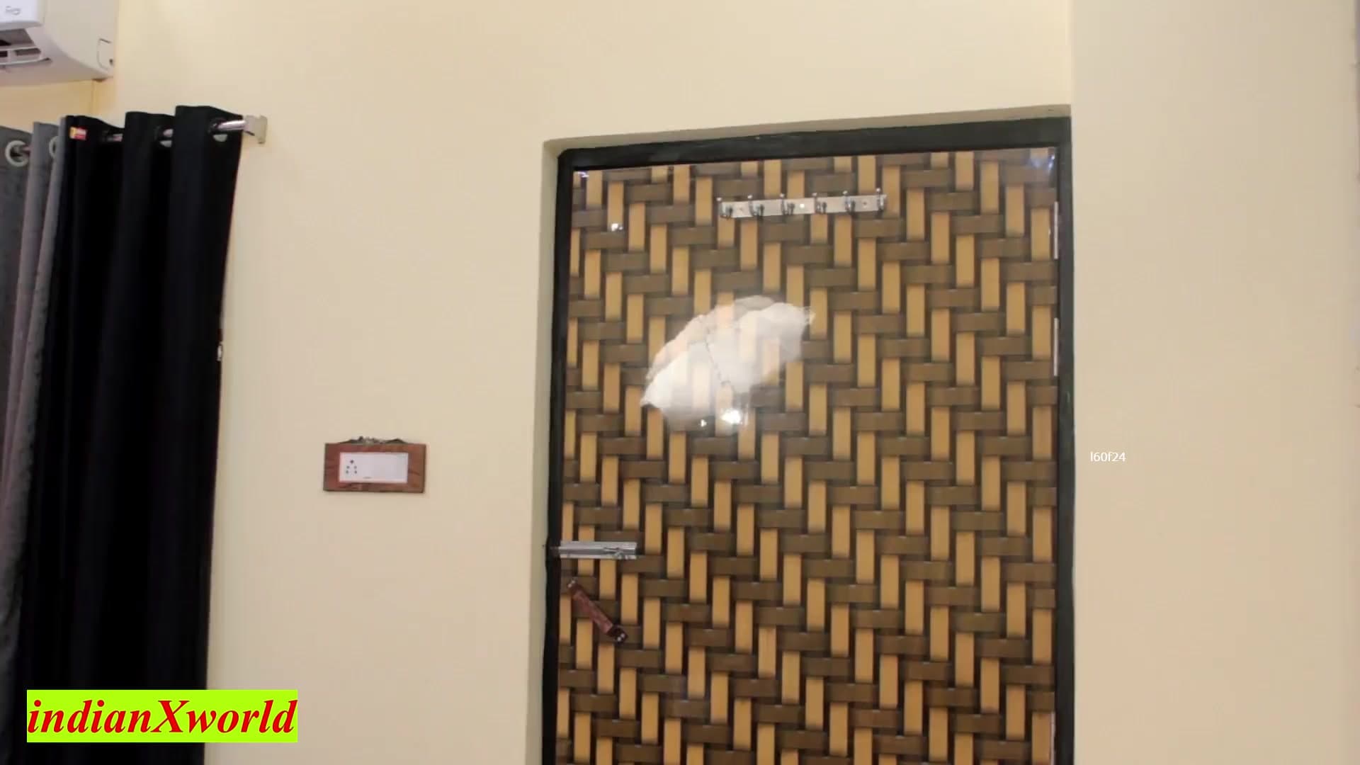 Indian Beautiful Bhabhi Romantic Sex with Clear Dirty Talking screenshot 2