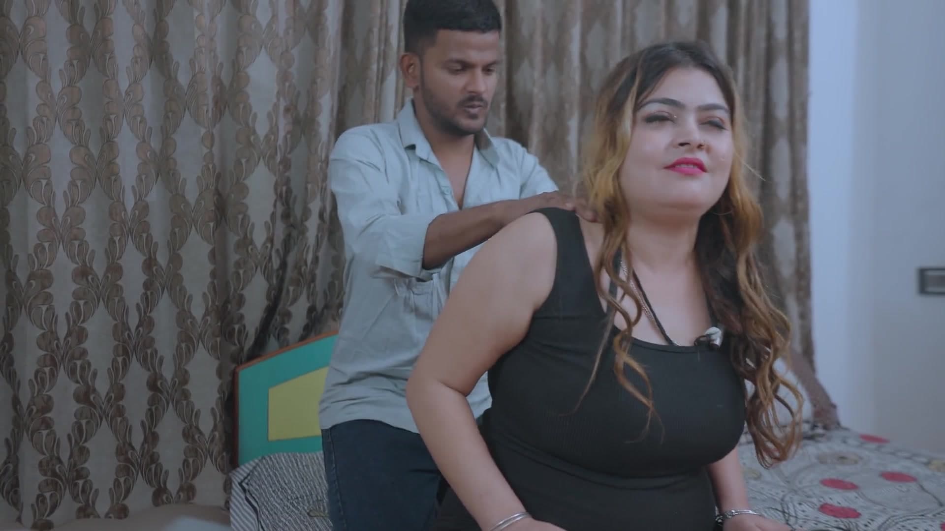 Indian Bhabhi Gives Blowjob To Her Stepbrother