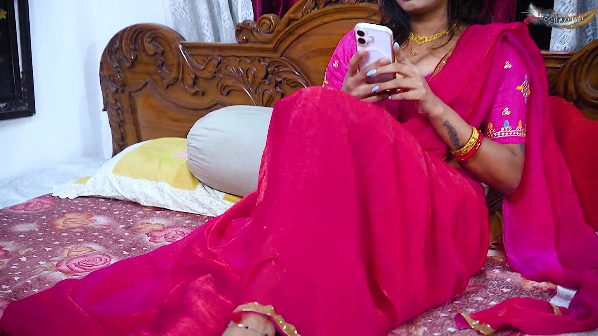 Mallu Bhabhi Hardcore Fucking with Her Devar When Home Alone Full Hindi Audio Movie screenshot 2