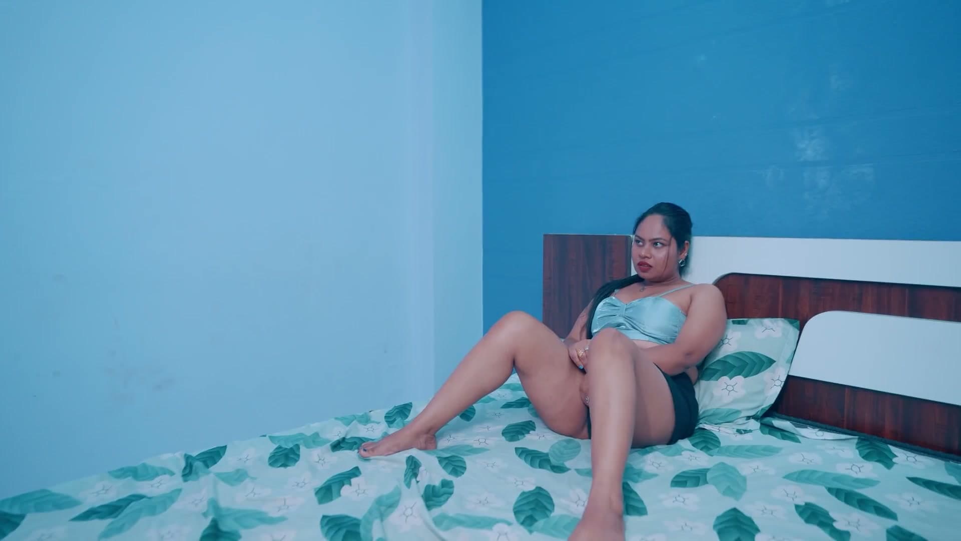 Desi Bhabhi Fingering Her Wide Open Pussy for a Rough Fuck screenshot 2