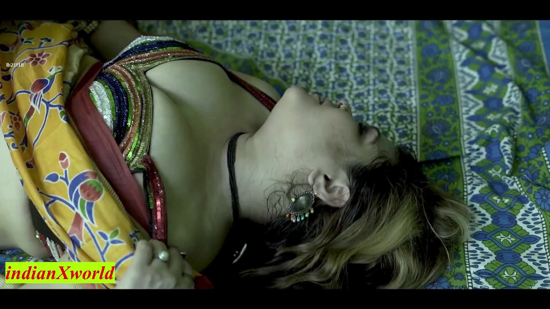 Newly Married Bhabhi Gets Fucked Hard by 18-Year-Old Neighbor Guy! screenshot 4