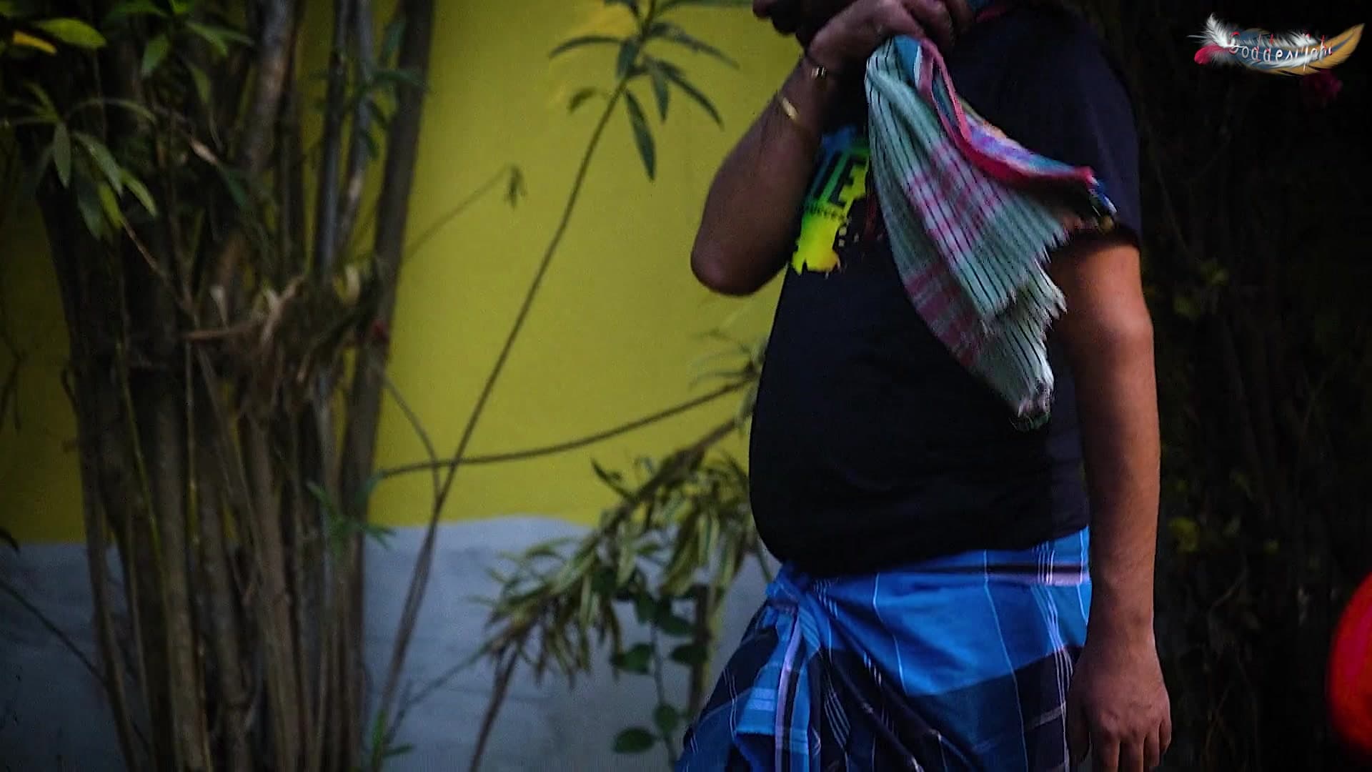 Desi Mallu Bhabhi Gets Fucked Hard by Local Mason While Home Alone Full Hindi Movie screenshot 2