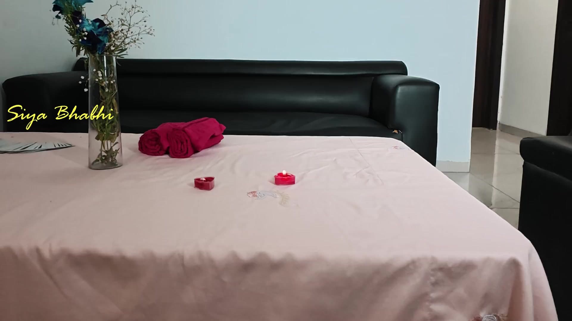 Indian Bhabhi Massage and Threesome Fucking in Hindi