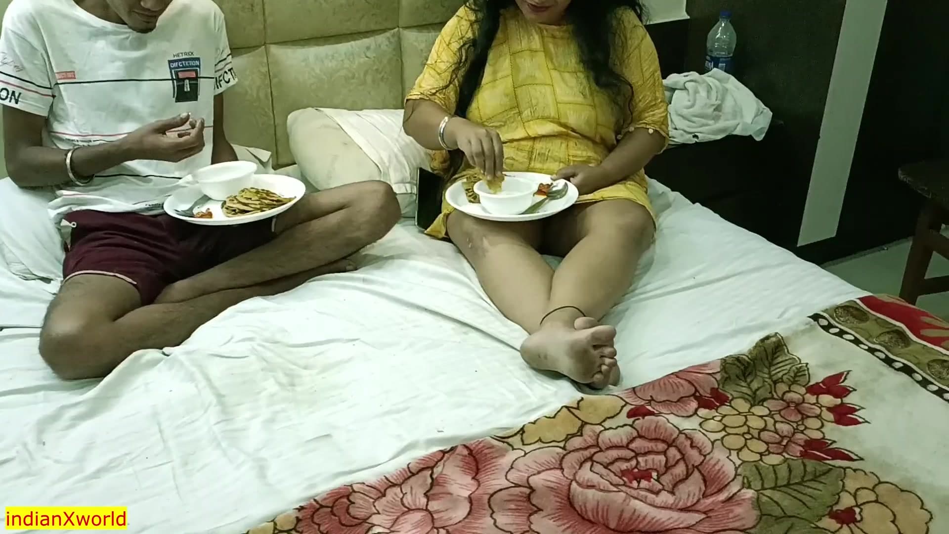 Incredible hot fucking with stepsister after dinner. Desi Sex screenshot 2