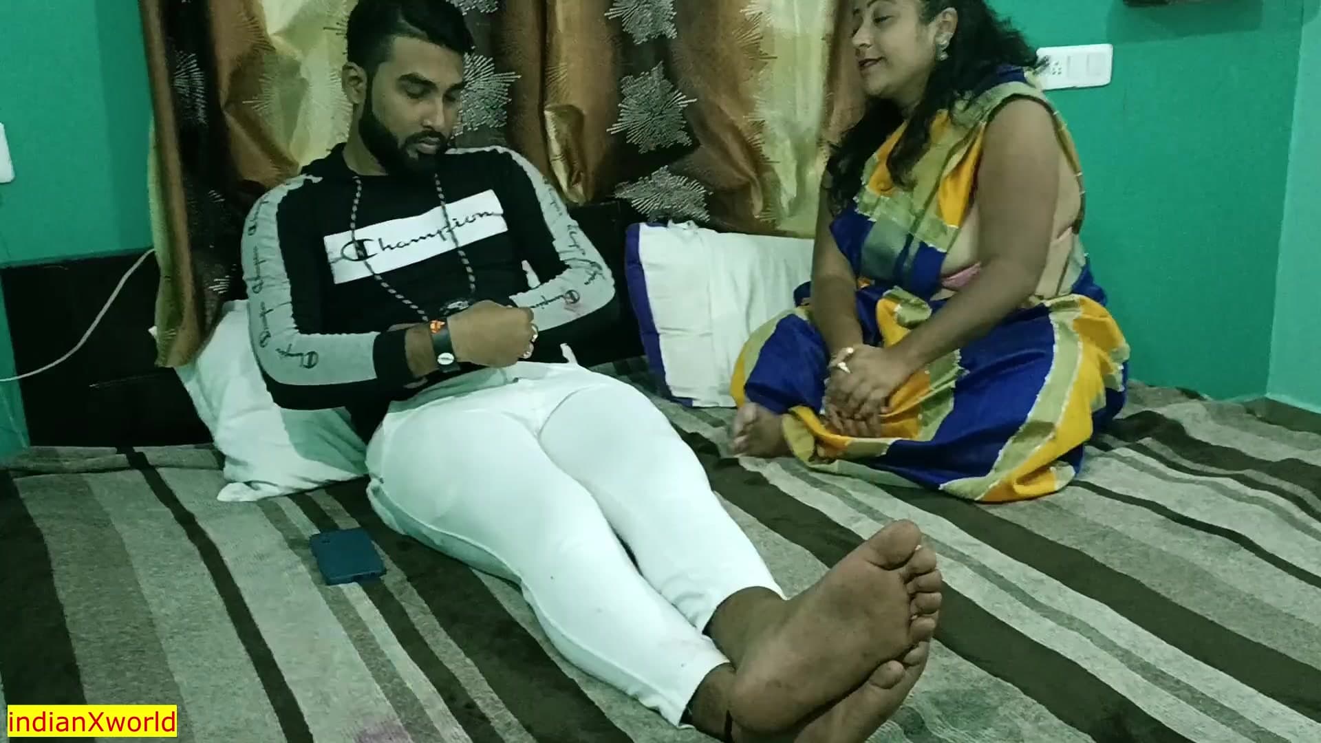 Cute Kamwali Bhabhi Fucking Madam's Husband While Wife Is Away screenshot 4