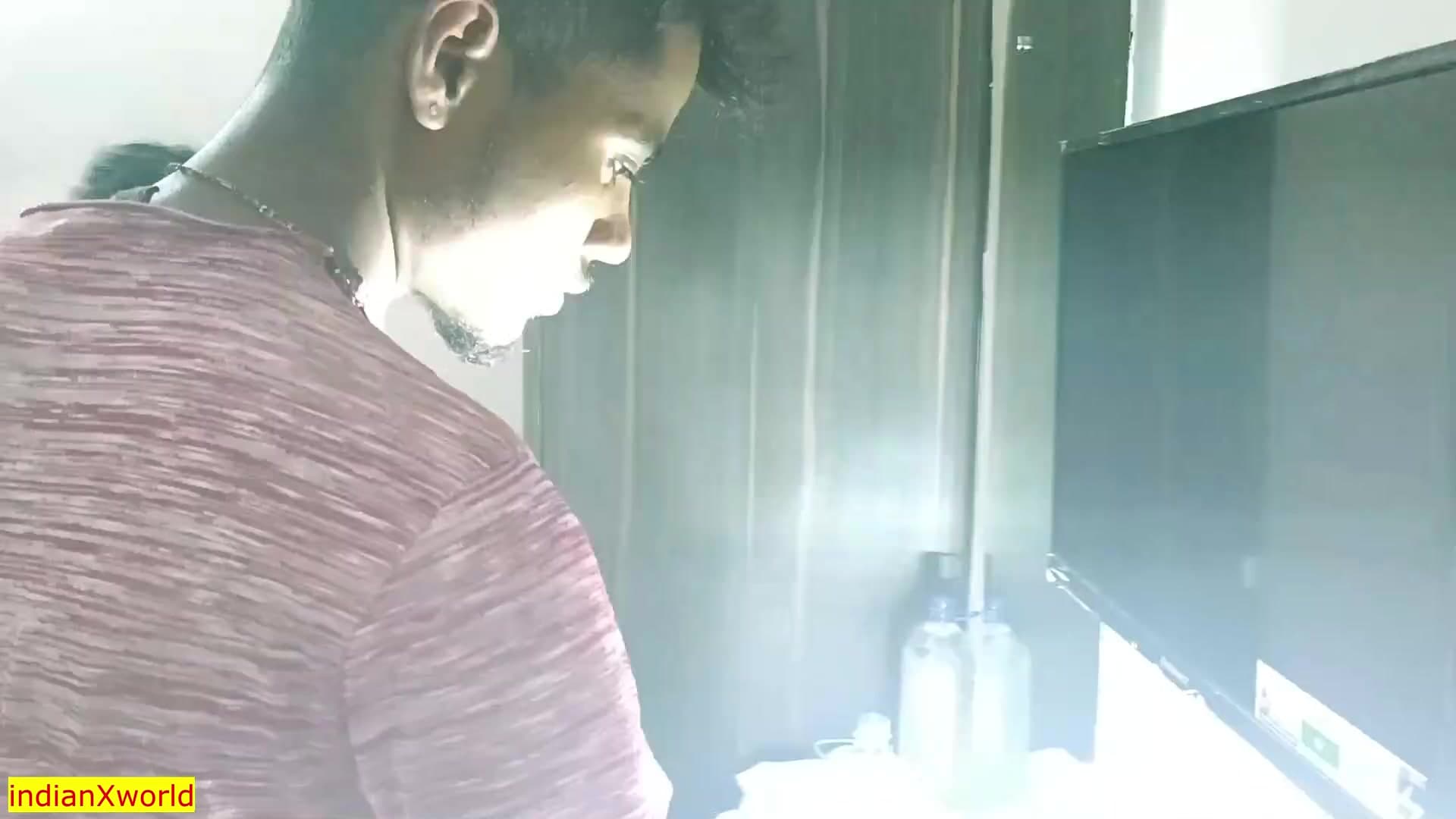 Young TV mechanic banging a divorced wife screenshot 2