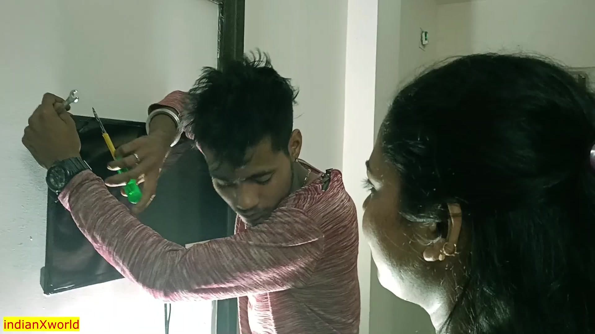 Young TV mechanic banging a divorced wife screenshot 6