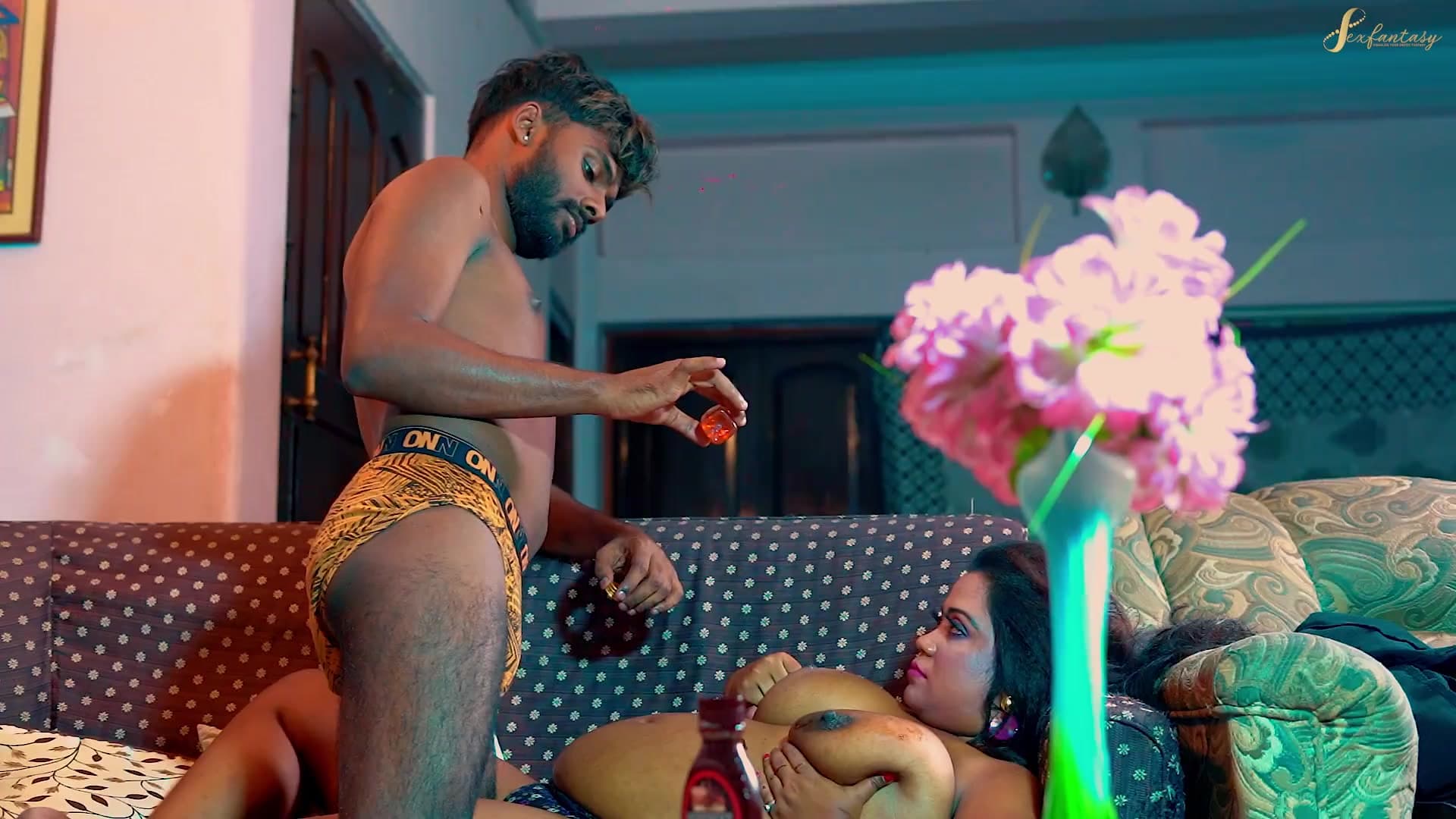 Huge Tits Hot MILF Lady Craving for Hardcore Fucking screenshot 7