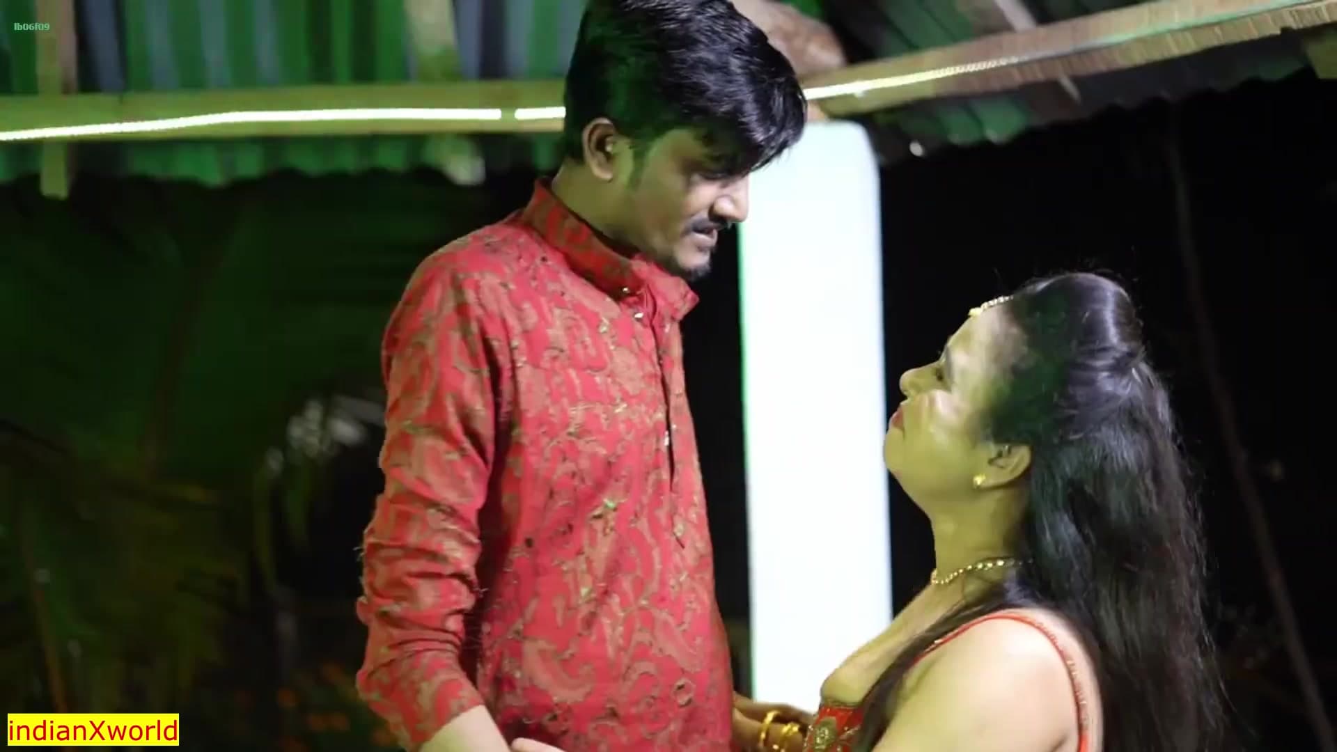 Neighbor Bhabhi Fucked on First Date Secret Affair screenshot 5