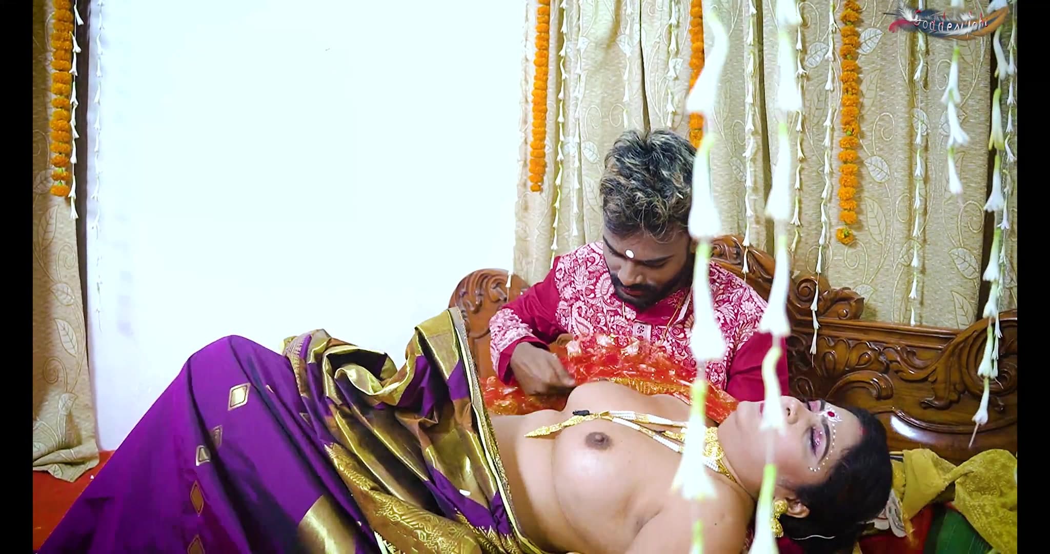 Mature Girl in Wild Threesome Fucking screenshot 3