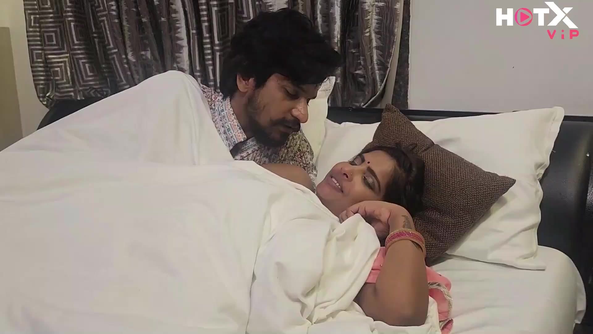 Newly Married Hot Indian Girl Fucked Hard Like a Slut on Honeymoon screenshot 3