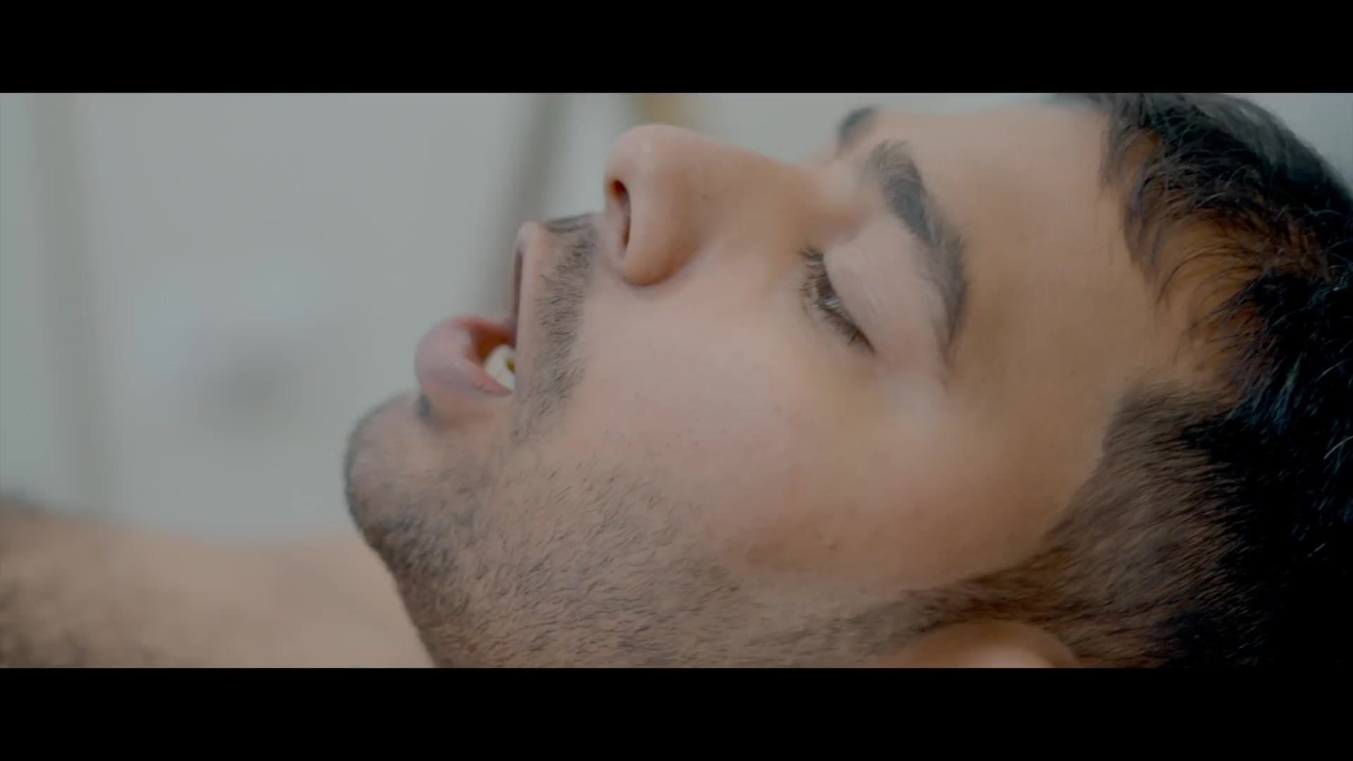 Hot Stepsister Fucks Plumber After He Fixes Her Drain screenshot 10