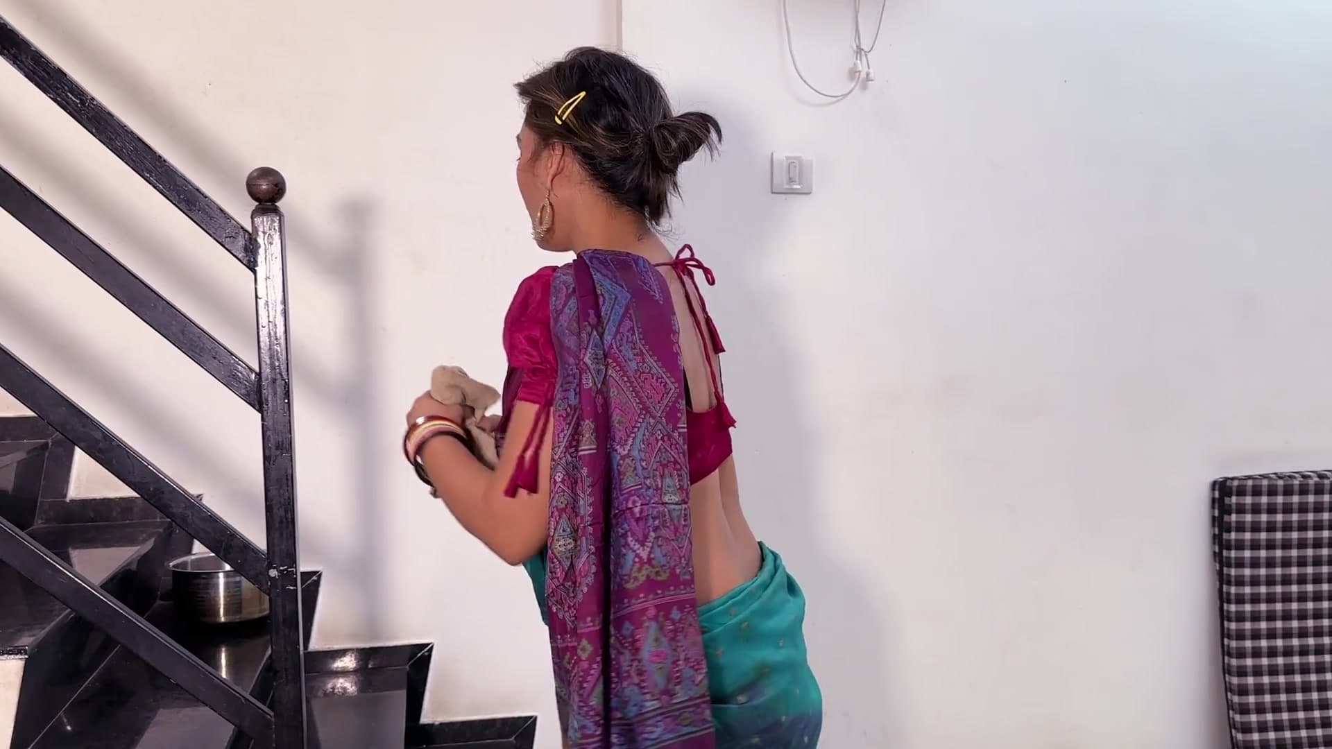 Malik Promises Maid a Full Month Salary for a Hot Fuck screenshot 8