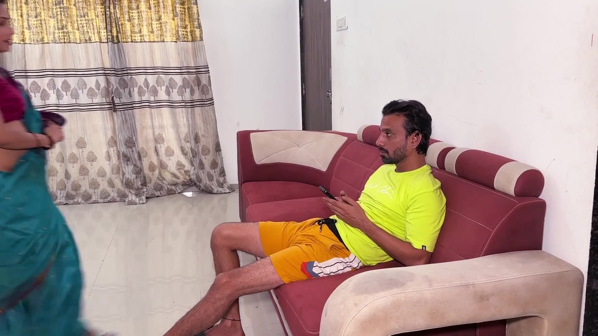 Malik Promises Maid a Full Month Salary for a Hot Fuck screenshot 9