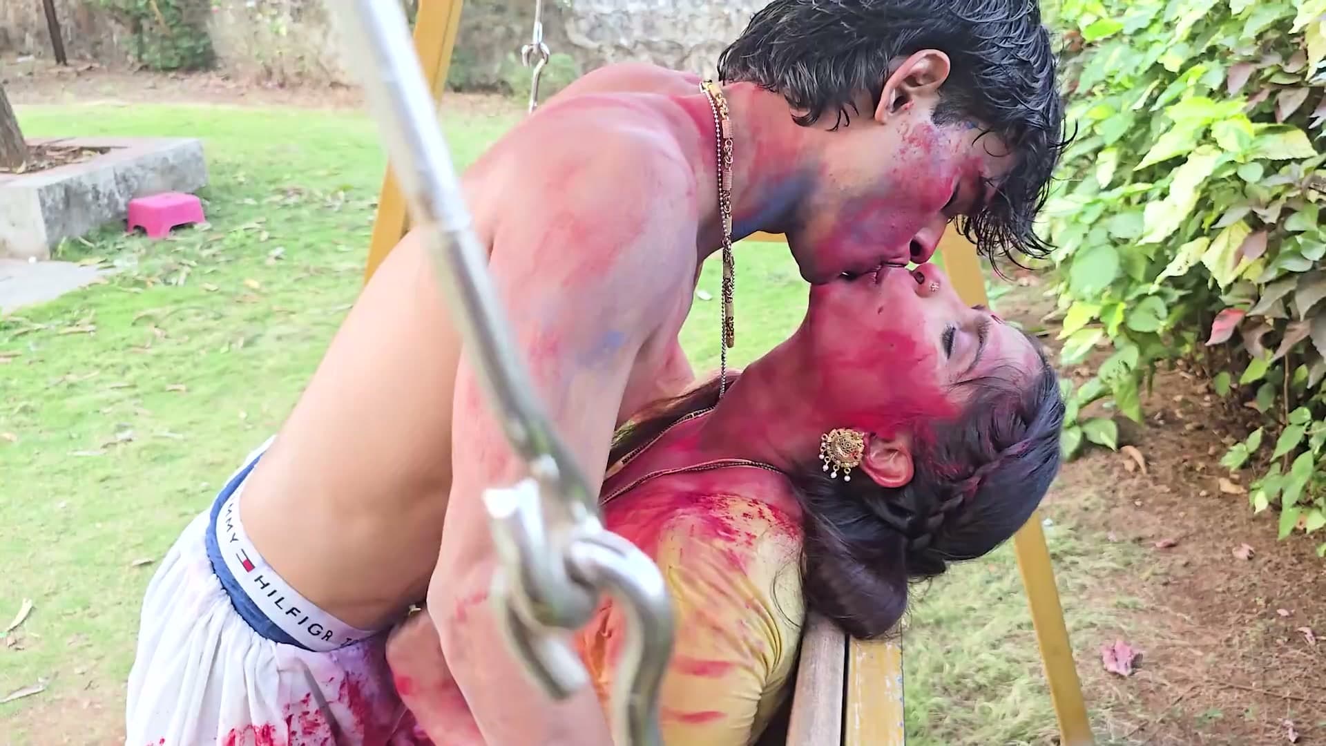 Horny Indian Desi Couple Holi Special Fucking screenshot 4