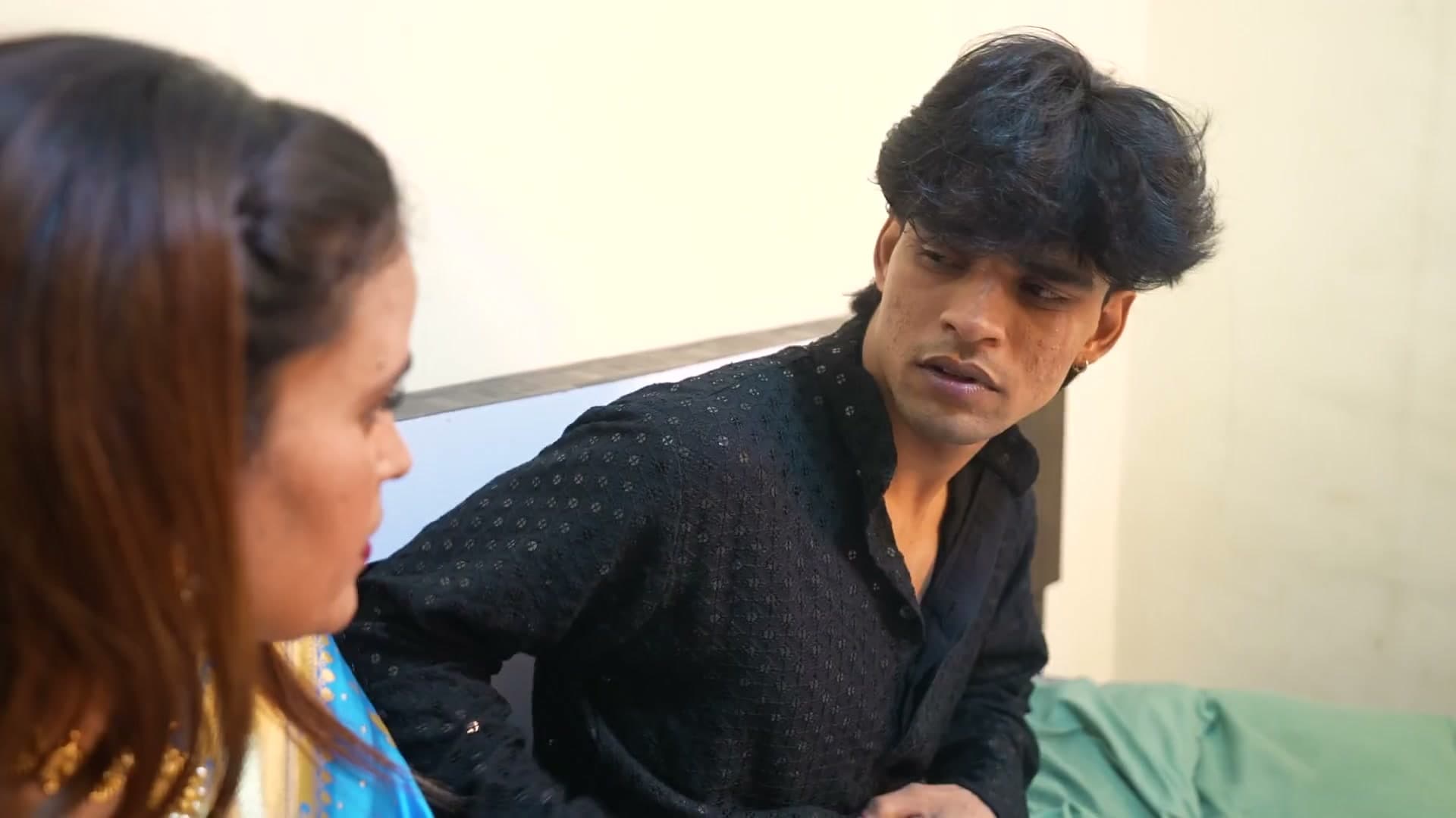 Hot Desi Indian Stepmom Fucked Hard! screenshot 2