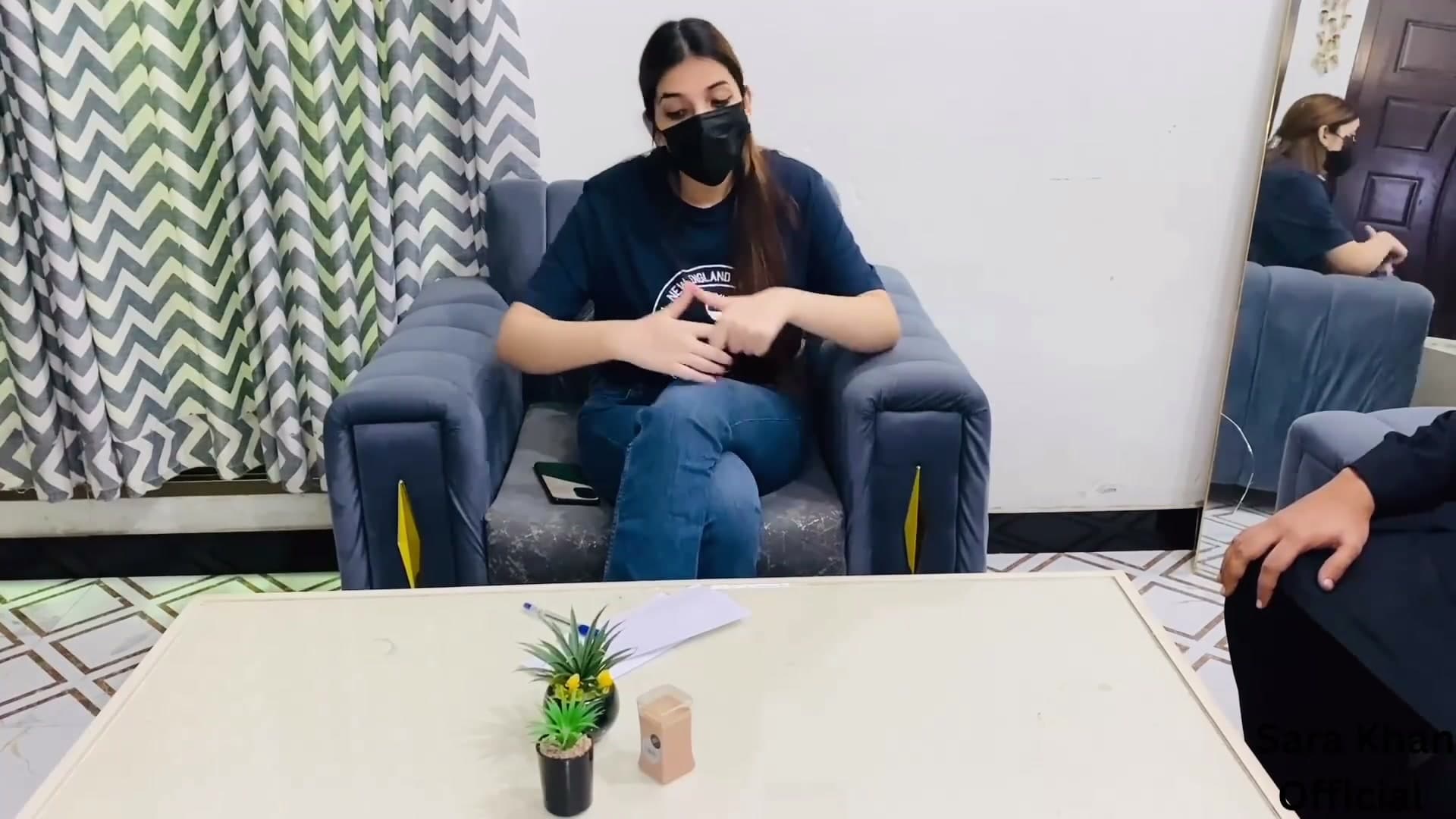 Big Ass Boss Fucks Her Office Employee After Threatening to Fire Him screenshot 5