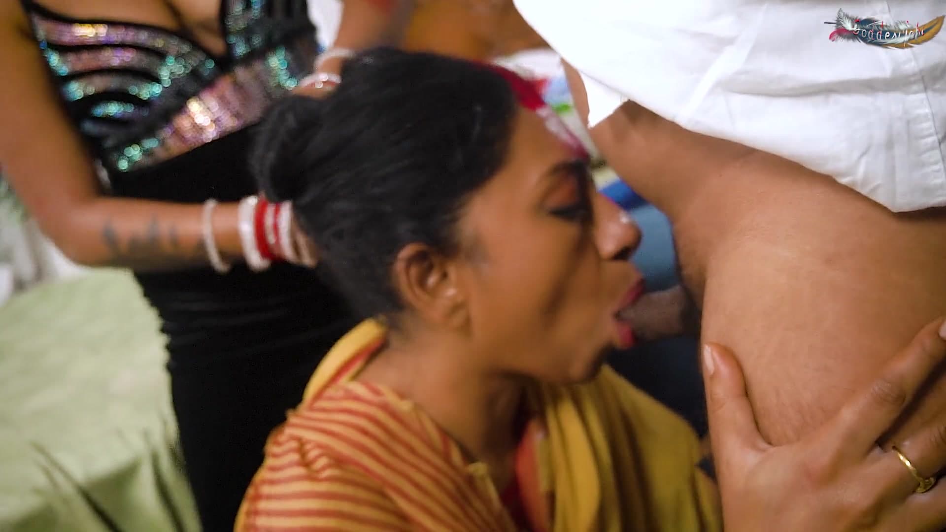 Cheating Guruma Hardcore Rough Sex with Her Disciple ( Hindi Audio ) screenshot 2